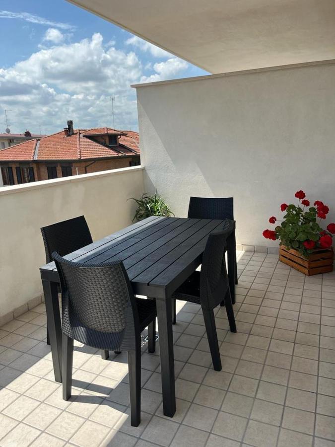 Ferienwohnung Hogar Mami Rimini Exterior foto